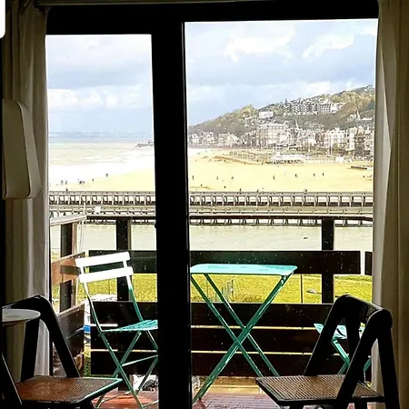 Appartement De Charme Vue Mer Deauville Exterior foto
